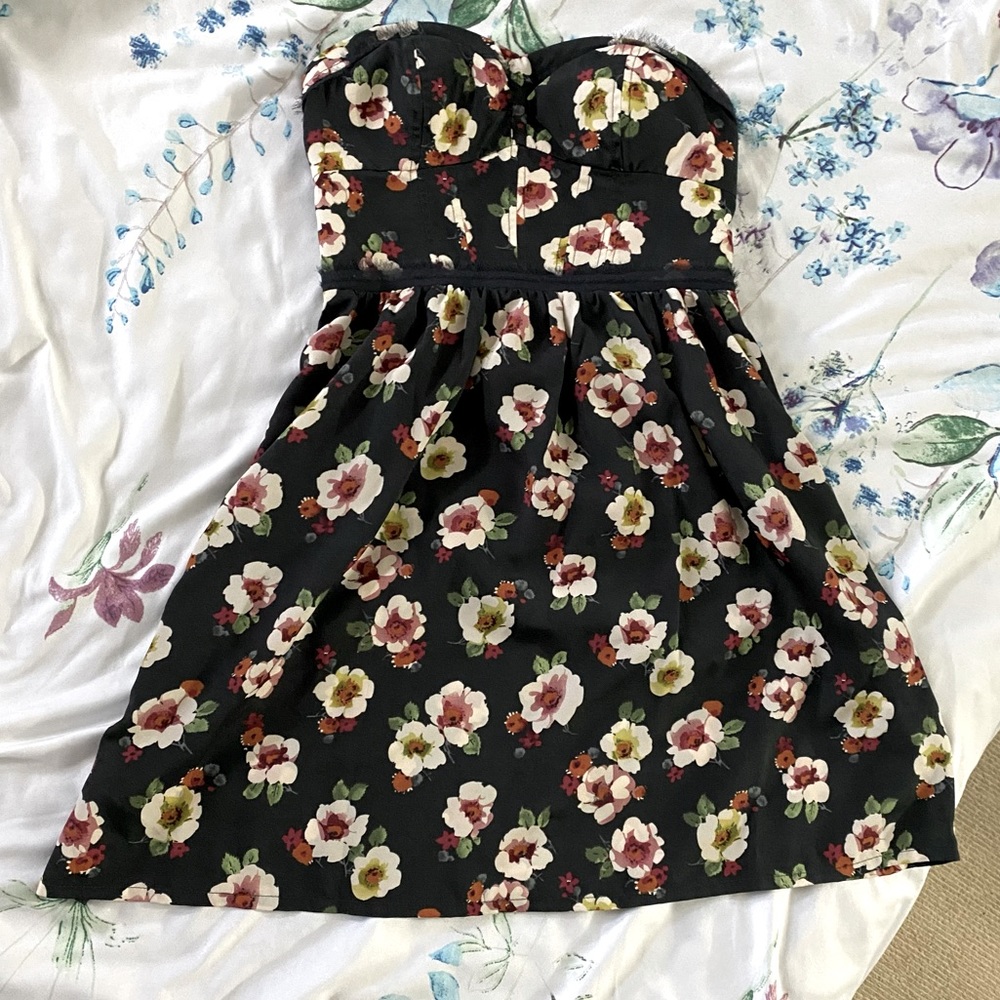 Silky flower print summer dress with removable straps